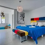 فيلة Colibri By